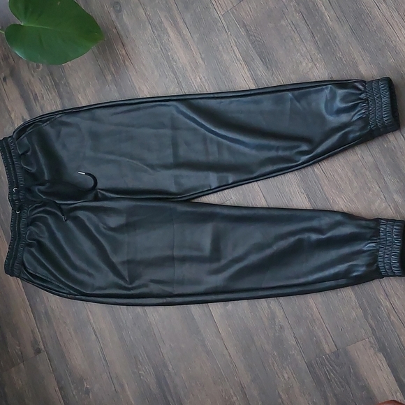 BAGATELLE COLLECTION FAUX leather Drawstring pants - Picture 1 of 11